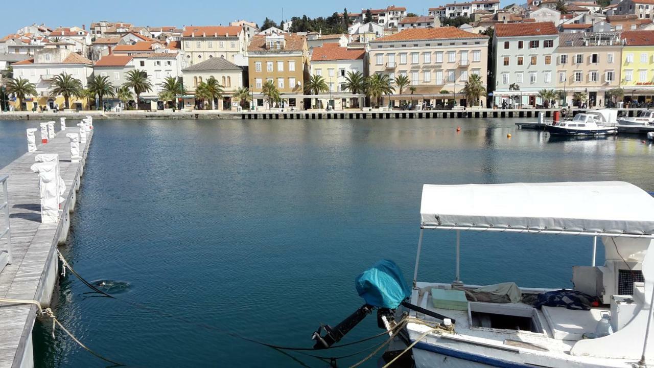 Season4All Apartments Mali Lošinj Esterno foto