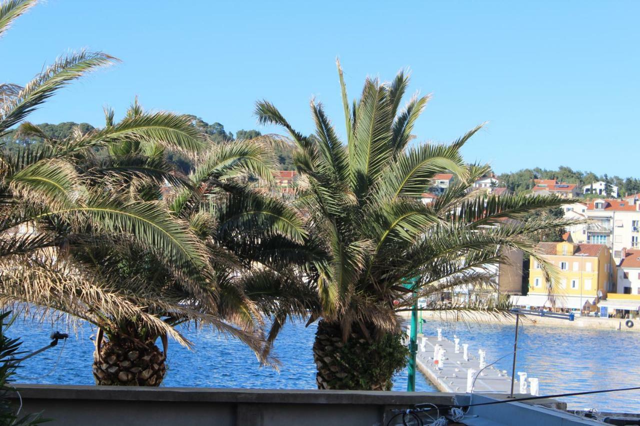 Season4All Apartments Mali Lošinj Esterno foto
