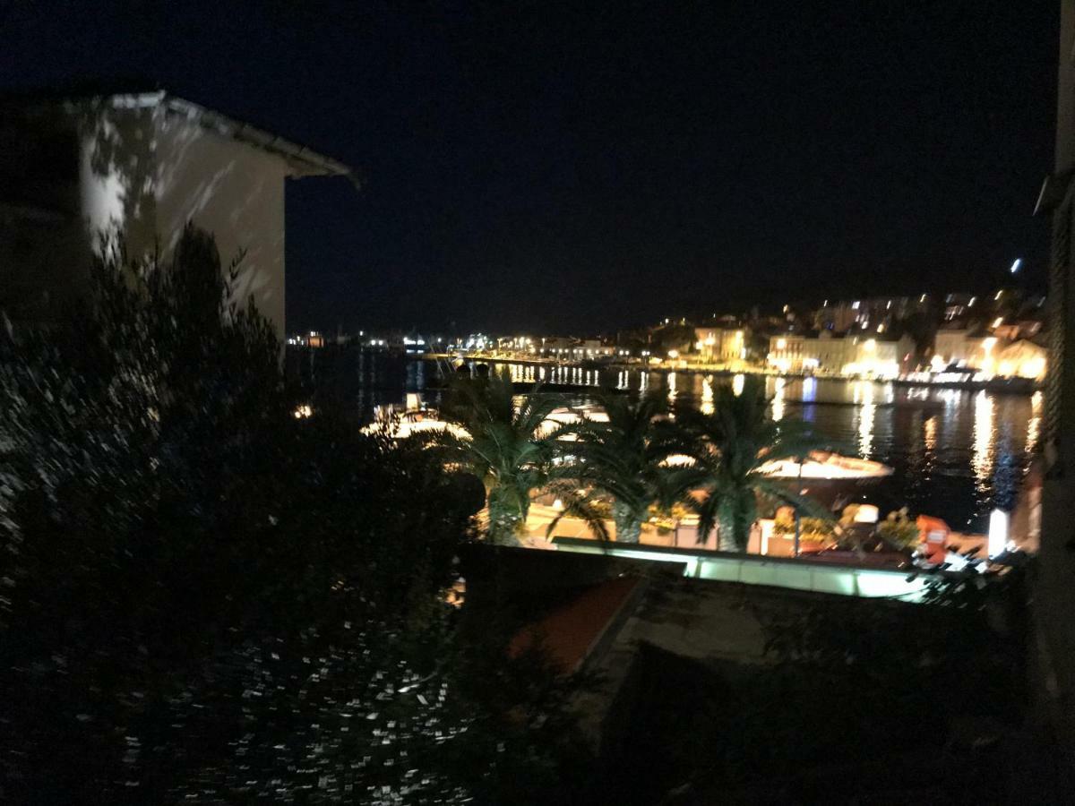 Season4All Apartments Mali Lošinj Esterno foto