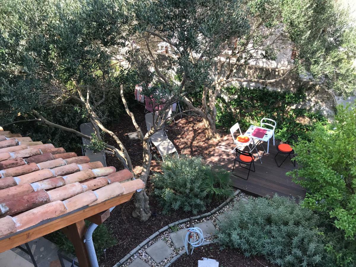 Season4All Apartments Mali Lošinj Esterno foto